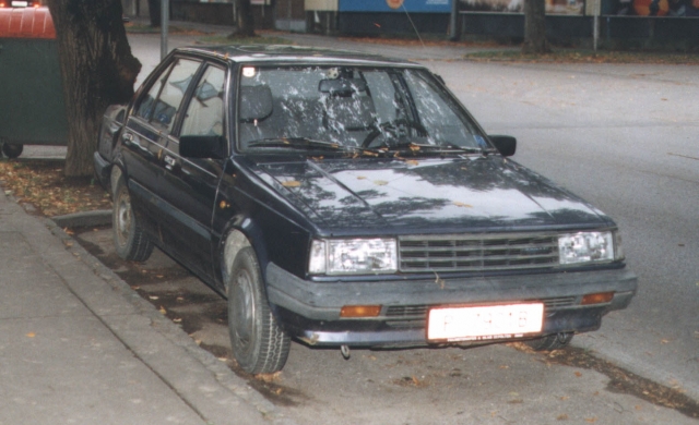 Nissan Sunny 01
